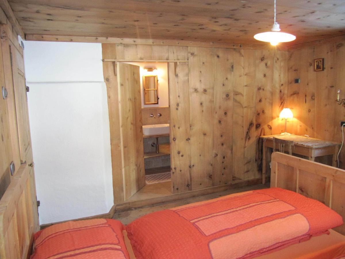 Bed & Breakfast Campaciol リヴィーニョ 部屋 写真